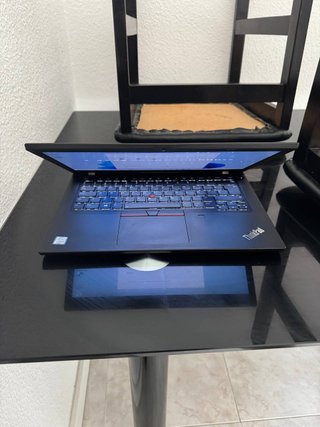 Ordenador portátil lenovo Thinkpad i5  8 Generació