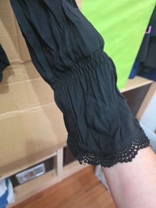 Camiseta Desigual negra bordada Talla S