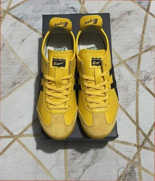 Onitsuka Tiger MEXICO 66 Talla 43.5 Amarillo/Negro