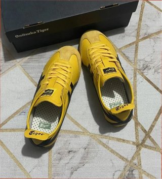 Onitsuka Tiger MEXICO 66 Talla 43.5 Amarillo/Negro