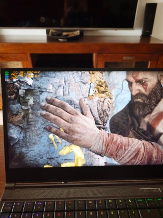 XMG  RTX 2070 8GB, I7 10750H, RAM 16GB, SSD 512GB