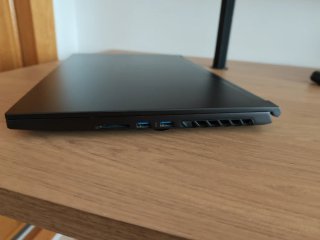 XMG RTX 2070 8GB, I7 10750H, RAM 16GB, SSD 512GB