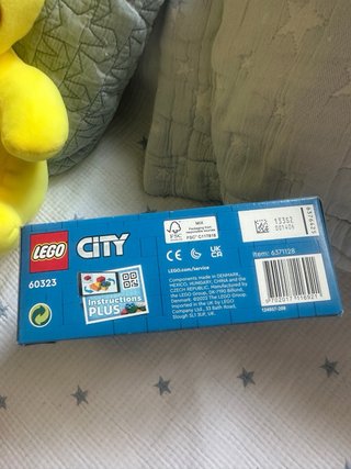 Lego City Avión 60323
