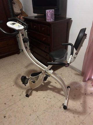 Bicicleta estática plegable BH Tecnovita BackFit