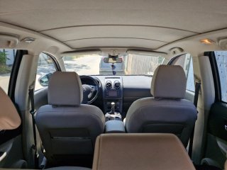 Nissan Qashqai+2 2010