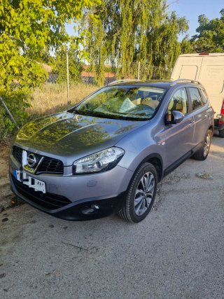 Nissan Qashqai+2 2010