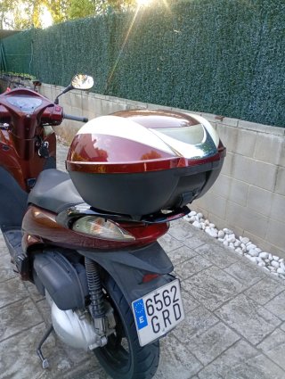 Honda SH 300 Scooter