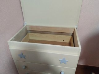 Cambiador bebé beige con estrellas azules