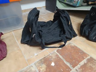 Bolsa de Deporte Negra y Gris