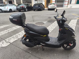 Ciclomotor Motron Breezy 50 Negro