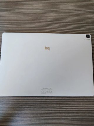 BQ Aquaris E10