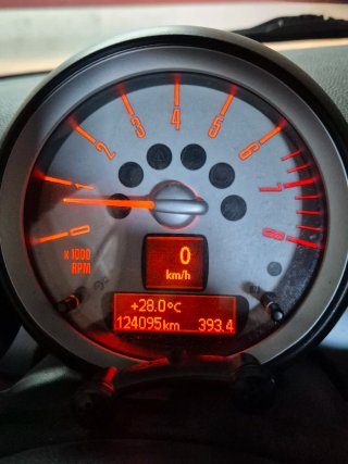 Mini cooper cabrio R57  1.6 gasolina 122 cv 201120