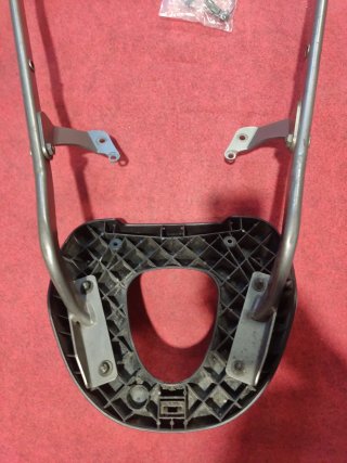 Soporte y herrajes para baúl de Honda CB600 98-03