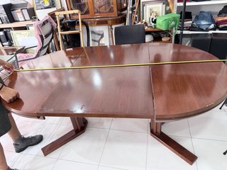 Mesa de comedor redonda extensible