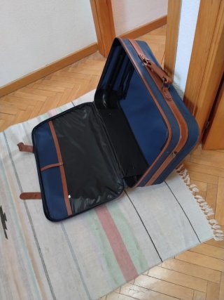 Maleta de viaje con ruedas