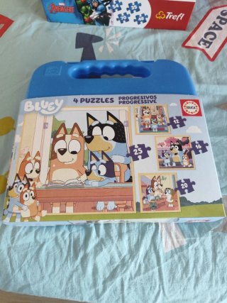 Maleta de puzzles Bluey