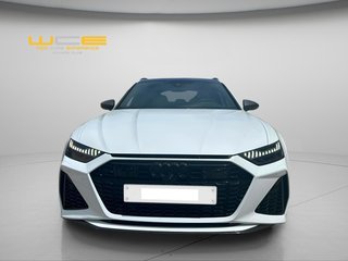 Audi A6 RS 6 Avant TFSI quattro