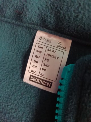 Chaqueta polar azul verdoso