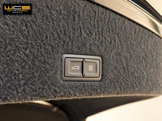 Lamborghini URUS LAMBORGHINI Urus 4.0 V8 S