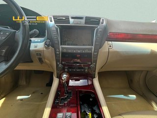 Lexus LS 600h Corto Ambassador