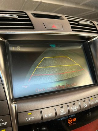 Lexus LS 600h Corto Ambassador