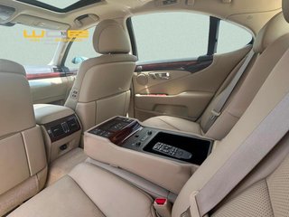 Lexus LS 600h Corto Ambassador