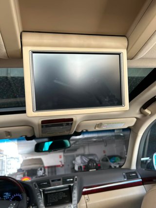 Lexus LS 600h Corto Ambassador
