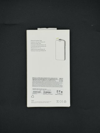 Funda iPhone 16 Piel Nueva 4