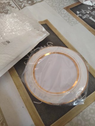 Foco LED redondo dorado