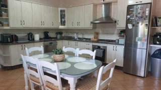 Habitación amplia para una o dos personas Córdoba