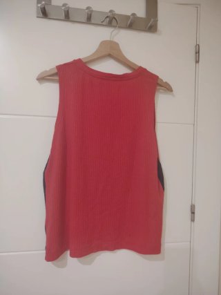 Camiseta Pull&Bear Roja Talla M