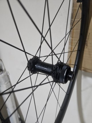 Ruedas Carbono Tubeless 40mm DT Swiss