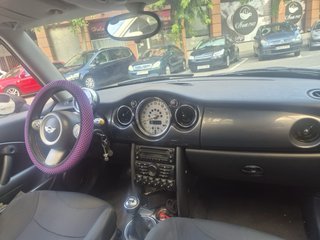 MINI One 2006