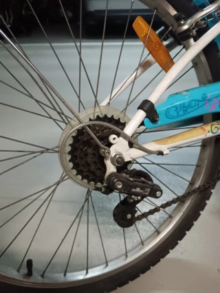 Bicicleta Btwin con rueda de 24