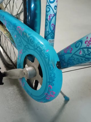 Bicicleta Btwin con rueda de 24