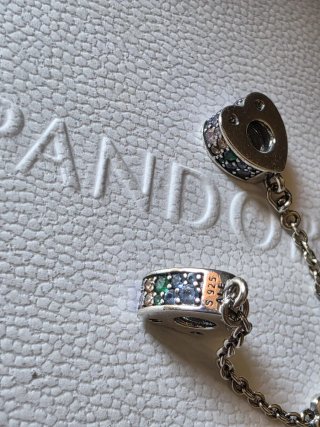 Pandora Cierre Seguridad Corazones Plata 925