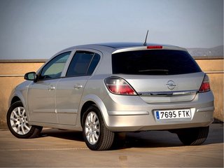 Opel Astra 2007 *96.000Kms*