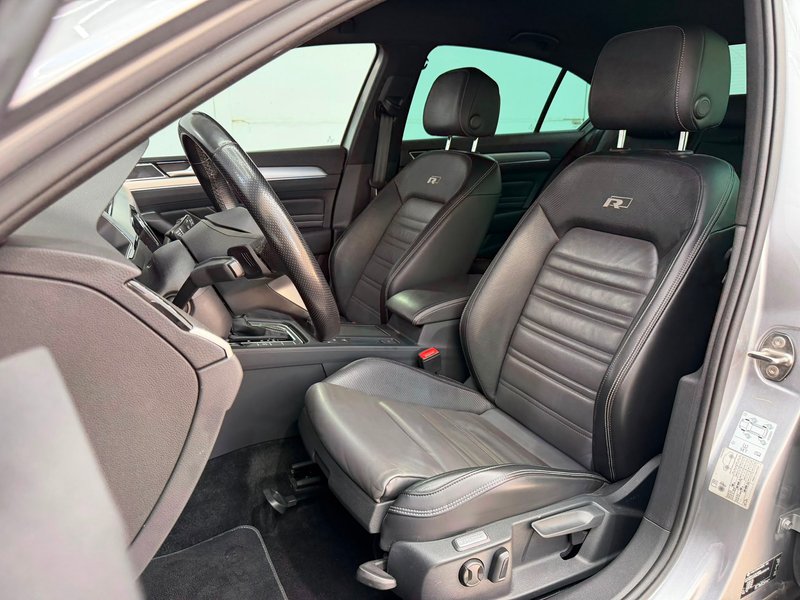 Volkswagen Passat 2022, foto 13