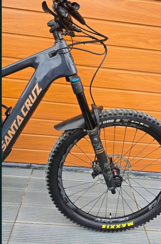E-bike Santa Cruz Heckler CC Carbono