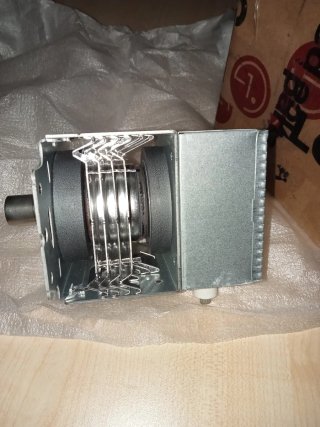 Magnetrón LG 2M213