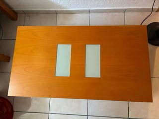 Juego de 2 mesas de madera y cristal