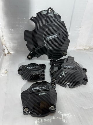 Tapas protectoras GBRacing para Suzuki GSX-S750