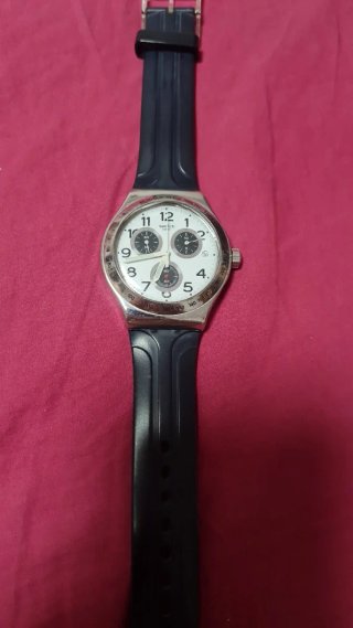 Reloj Swatch SW SG Cronógrafo Plata Negro