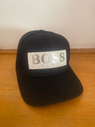 Gorra Hugo Boss Negra con Brillantes