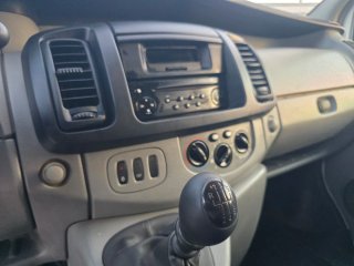 Nissan Primastar 6 plazas DISTINTIVO AMBIENTAL B