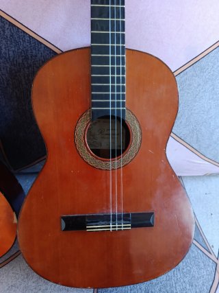 2 Guitarras Clásicas Acústicas