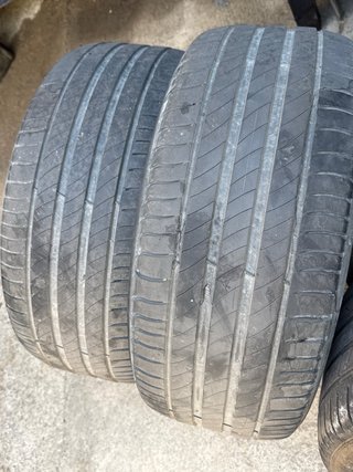 Michelin 235/45/17 94W Neumático