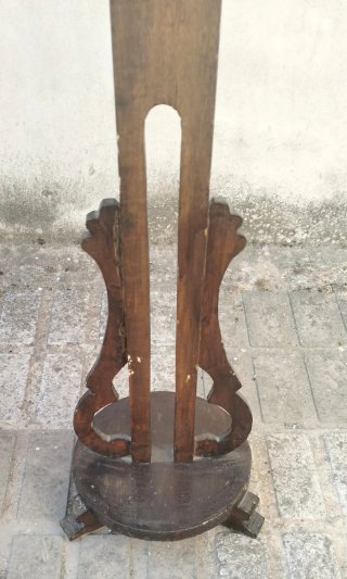 Juego 3 pedestales madera antiguos