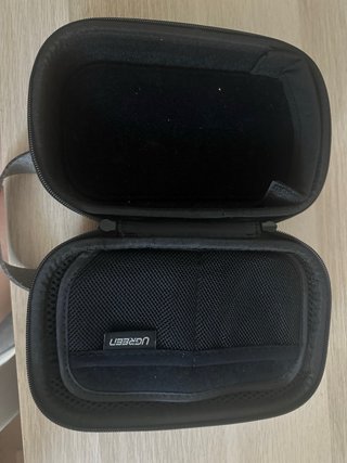 Organizador de cables gris
