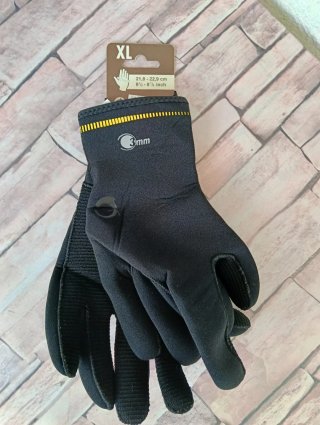 Traje de neopreno con capucha
